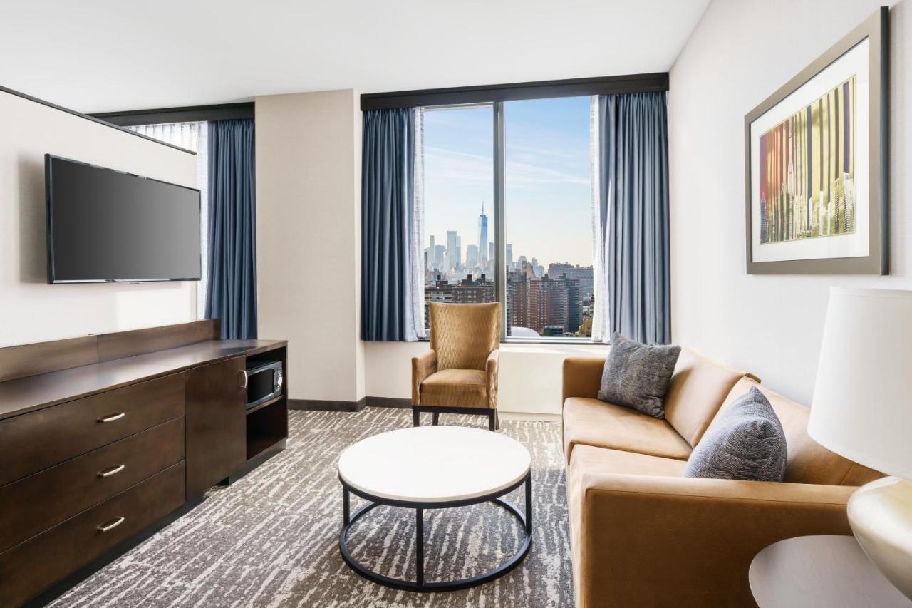 Fairfield Inn & Suites By Marriott New York Midtown Manhattan/Penn Station Экстерьер фото